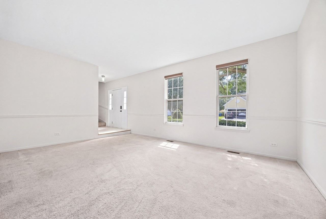 1255 Chicory Ln - Photo 5 of 27