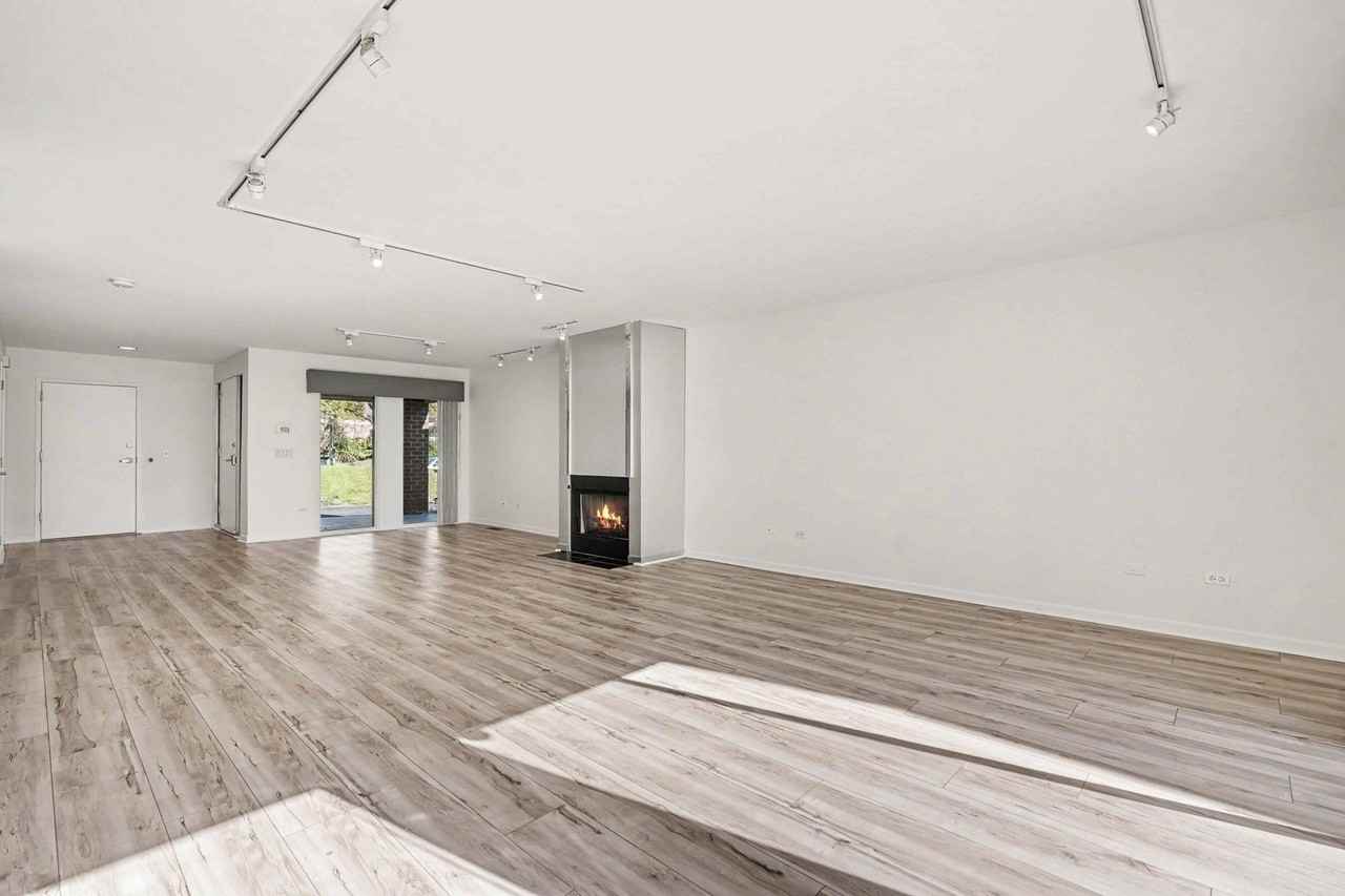 524 Milford Rd - Photo 6 of 28
