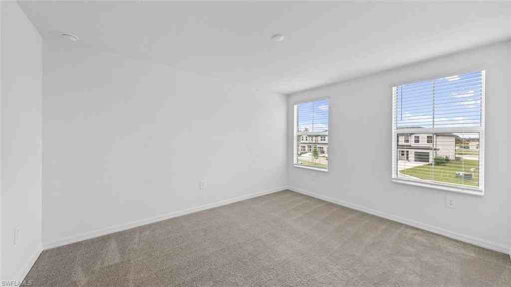 17528 Paradiso Way - Photo 6 of 9