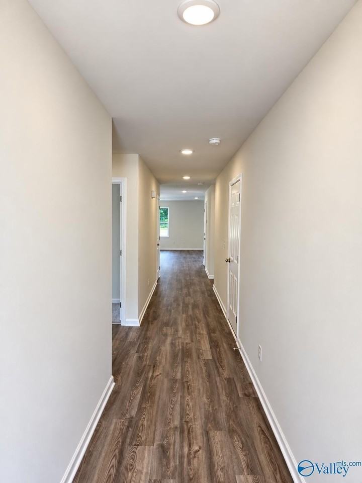 17885 Daniel Island Dr - Photo 2 of 18