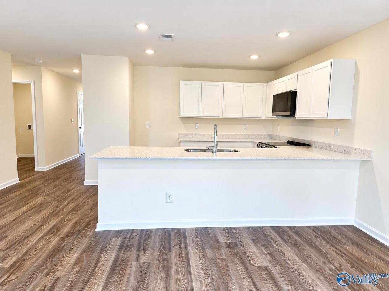 17885 Daniel Island Dr - Photo 6 of 18