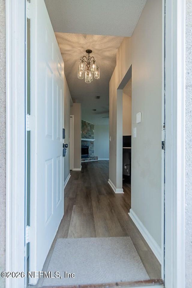 1067 Hibiscus St - Photo 7 of 33