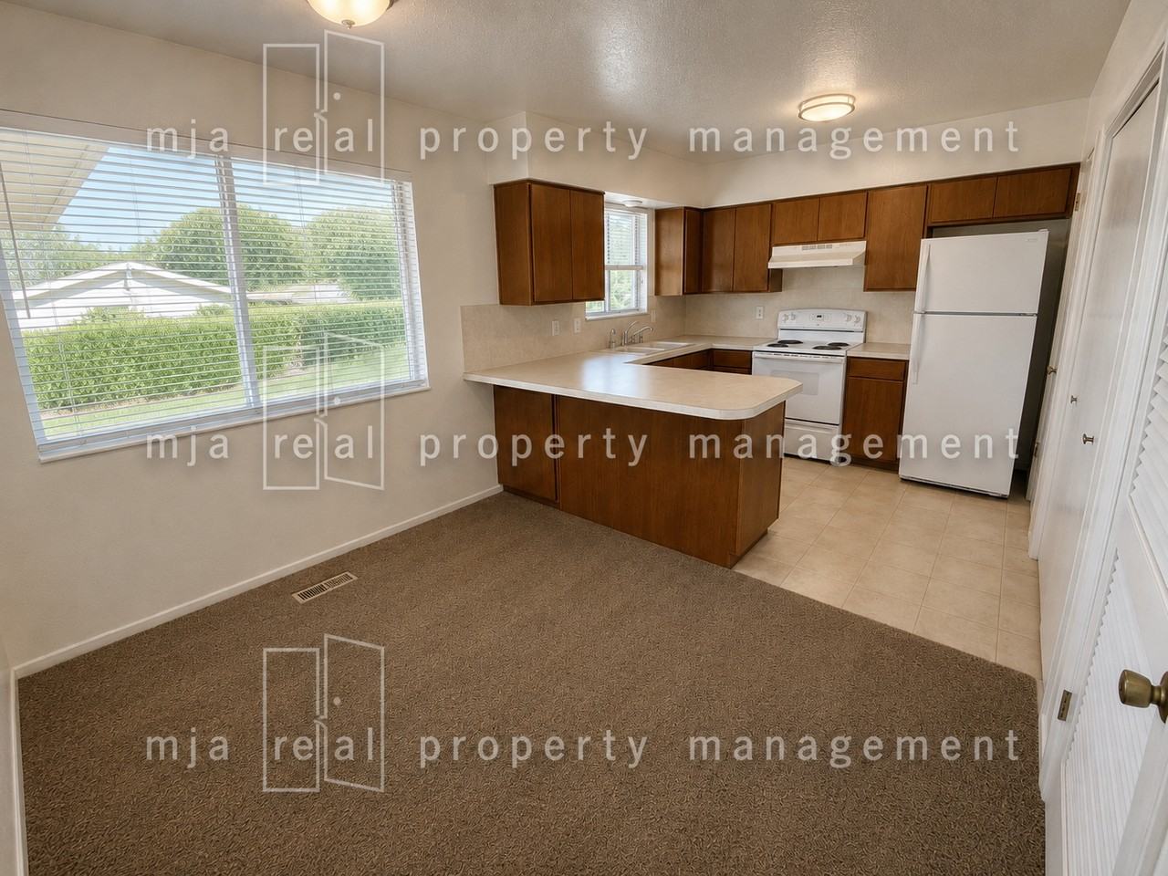 1428 Wn #7 - Photo 2 of 7