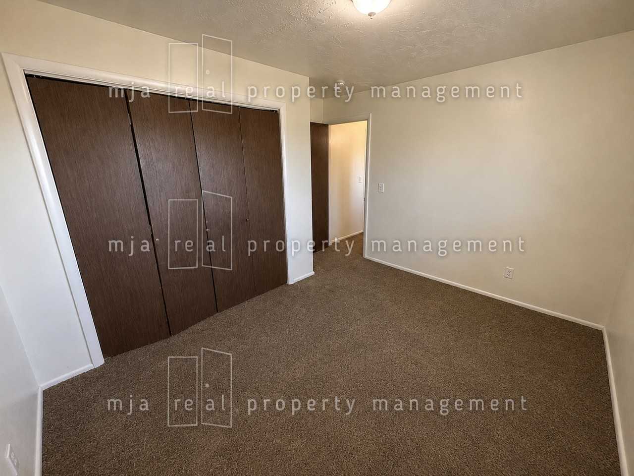 1428 Wn #7 - Photo 4 of 7