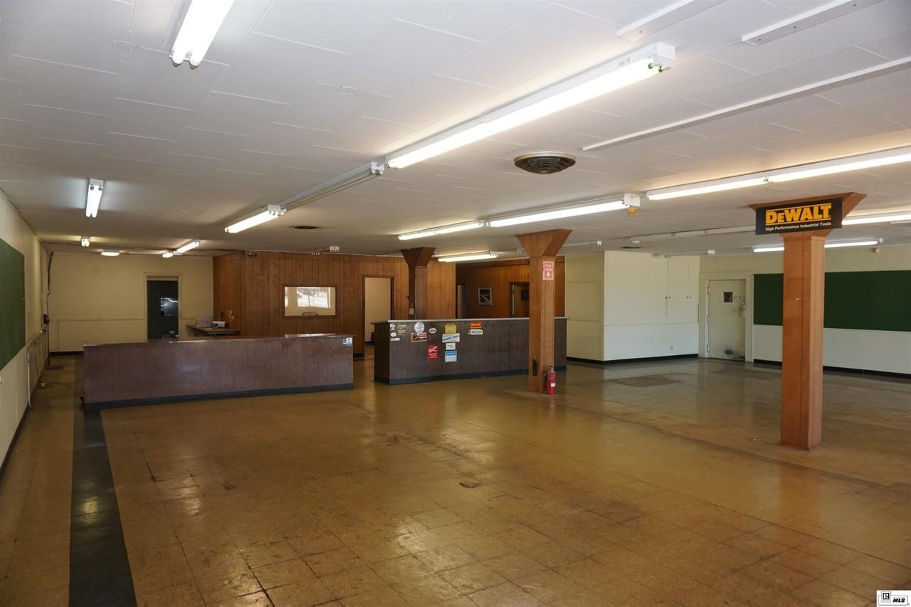 510 Walnut St - Photo 2 of 24