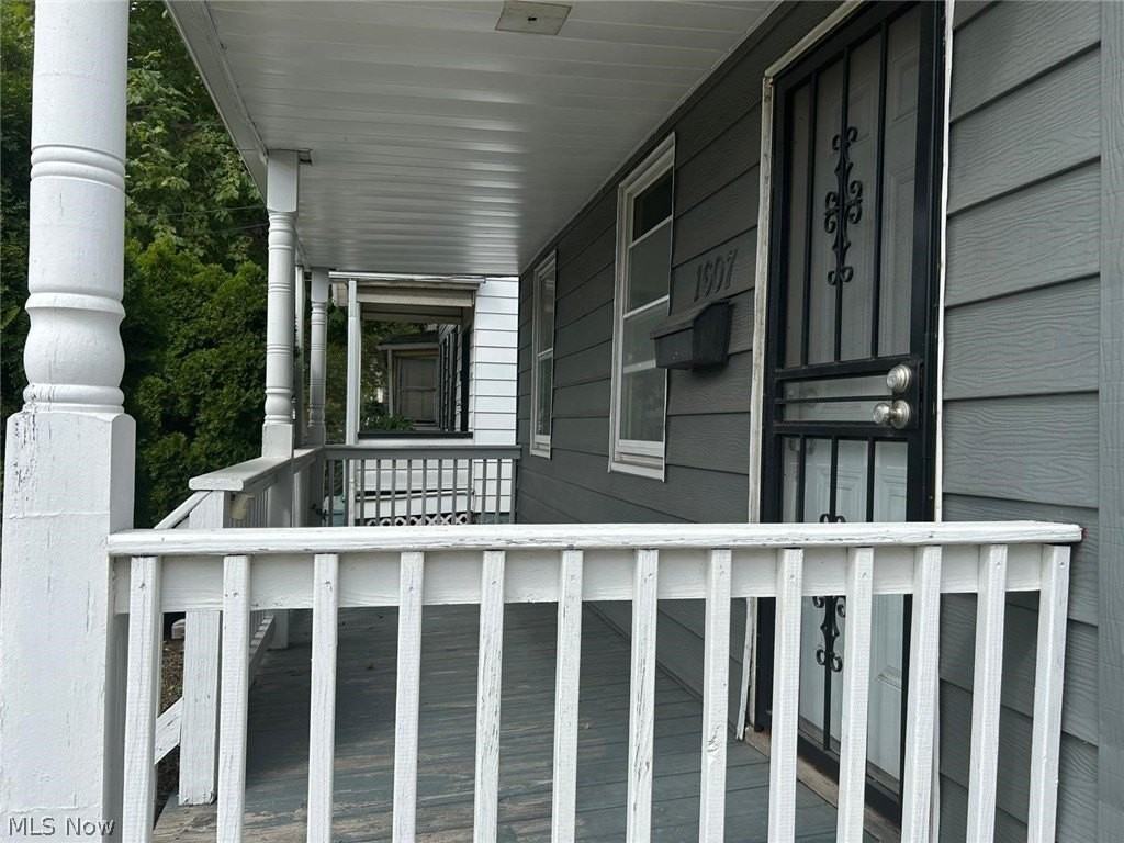 1607 E 34th St - Photo 3 of 31