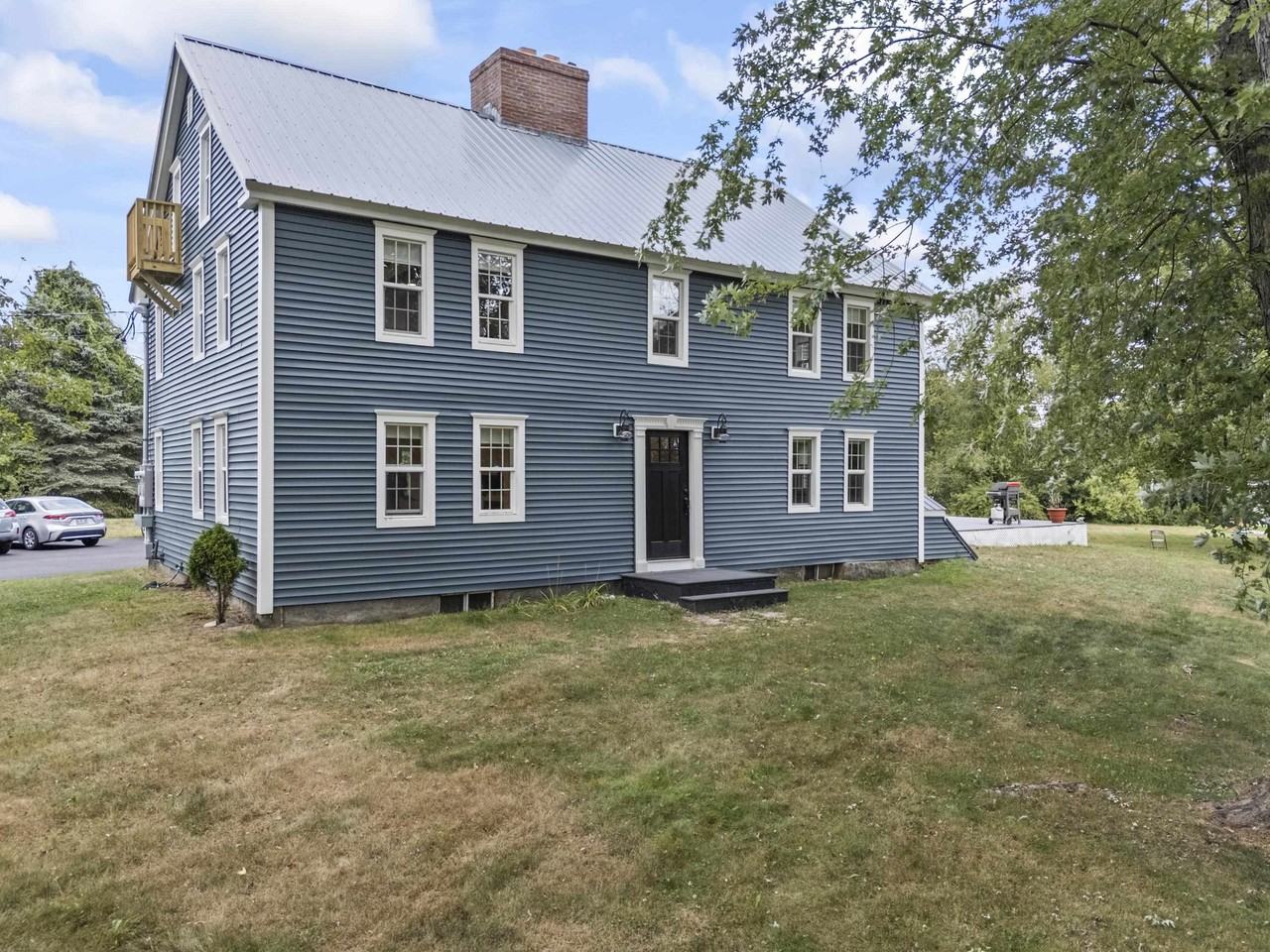 107 Berwick Rd - Photo 3 of 50