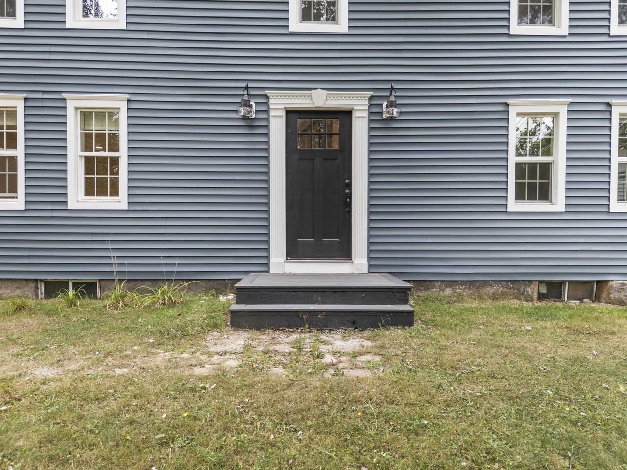 107 Berwick Rd - Photo 4 of 50
