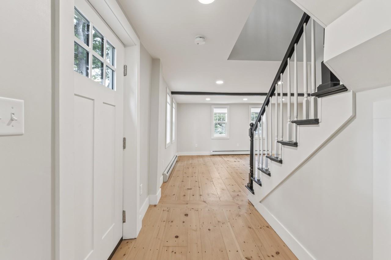 107 Berwick Rd - Photo 6 of 50