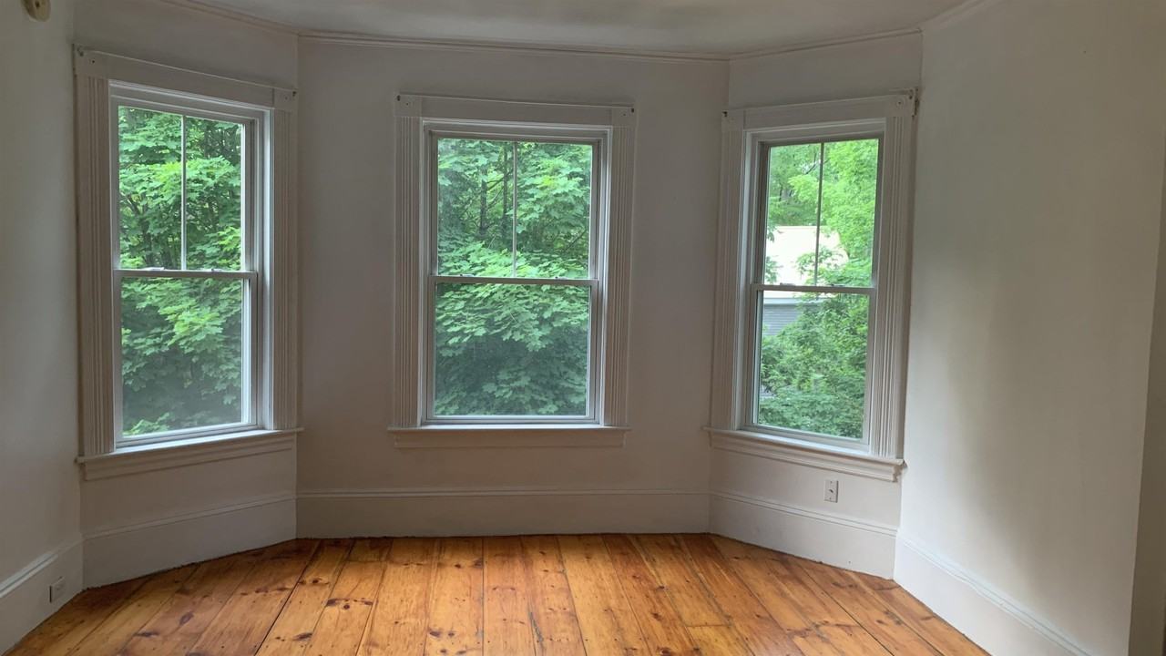 34 Lexington St #1 - Photo 2 of 19
