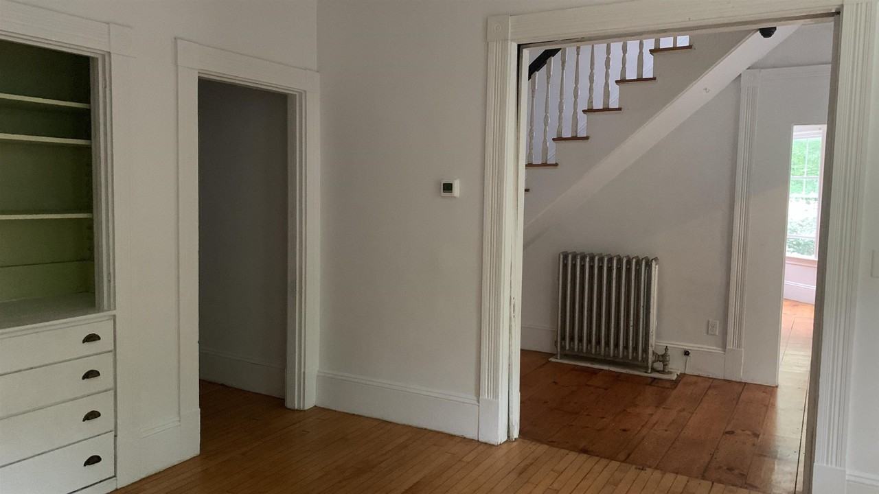 34 Lexington St #1 - Photo 3 of 19