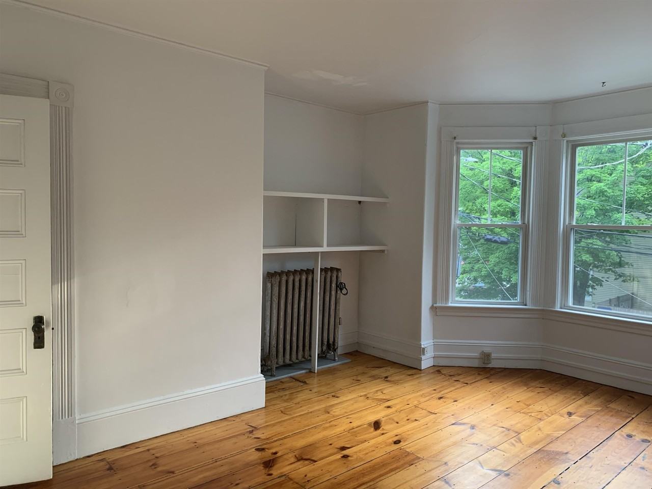 34 Lexington St #1 - Photo 5 of 19