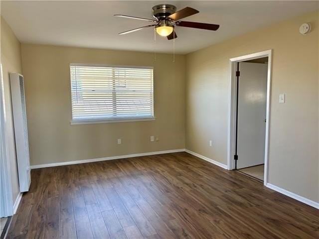 627 Jefferson Ave - Photo 3 of 16