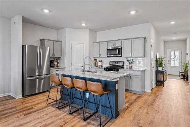 5563 Grand Springs Rd - Photo 3 of 31