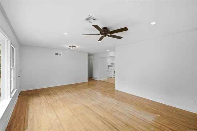 2519 E 56th St - Photo 7 of 20