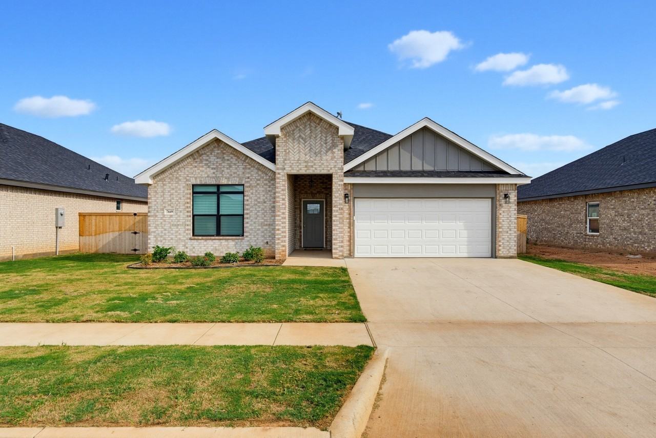 7649 Wildflower Way - Photo 2 of 40