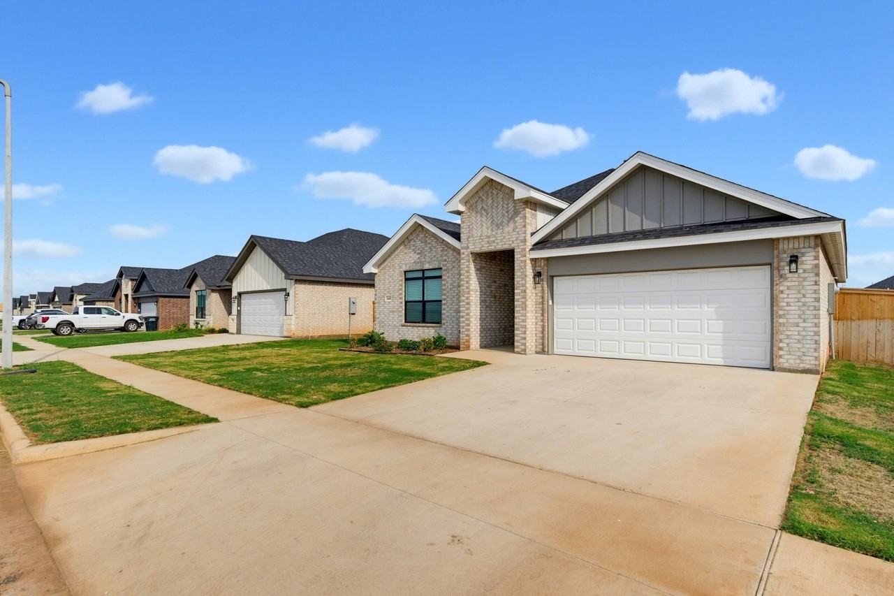 7649 Wildflower Way - Photo 3 of 40