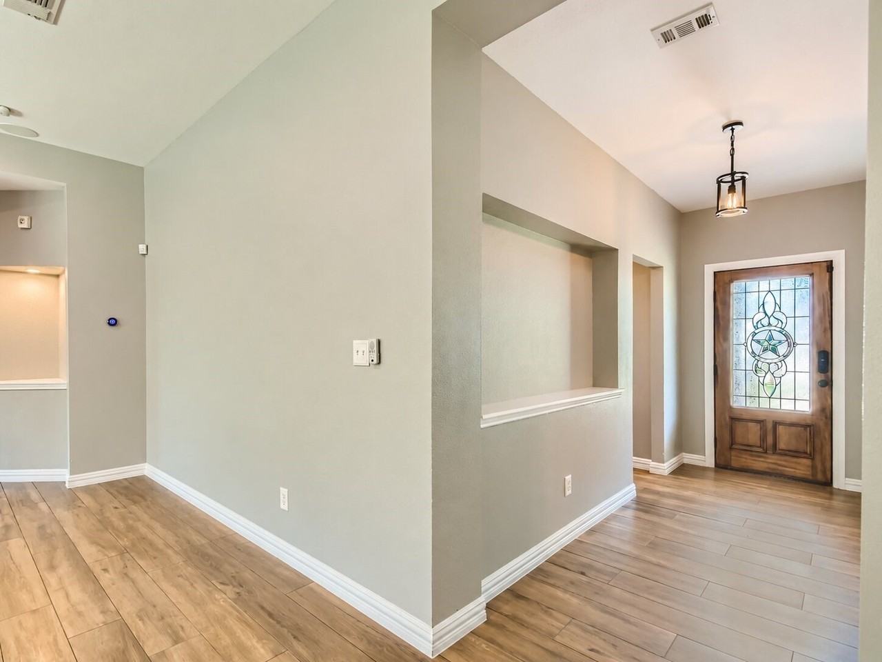 3103 Topanga Canyon Dr - Photo 6 of 23