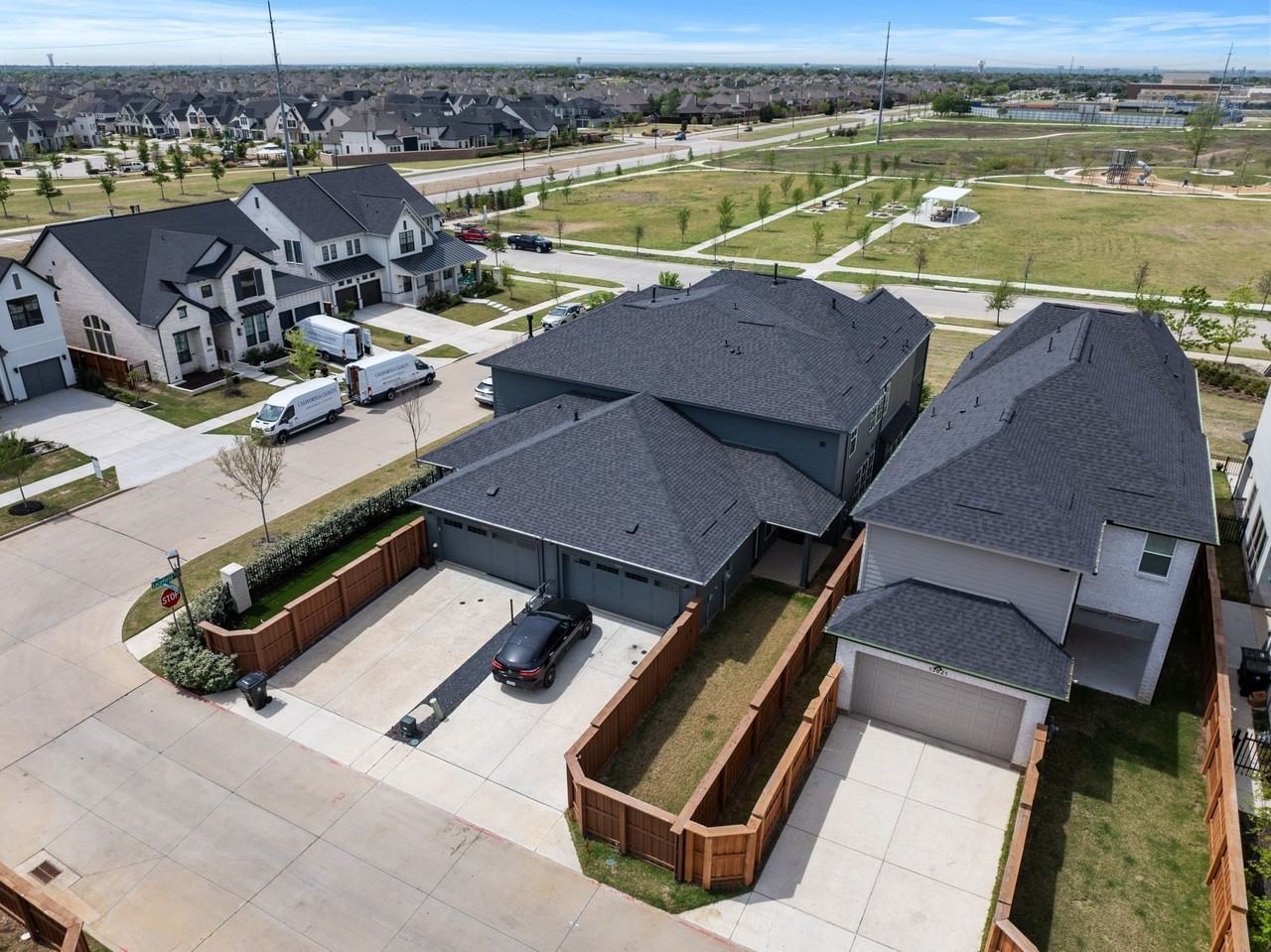 13615 Dalewood Mews - Photo 3 of 39