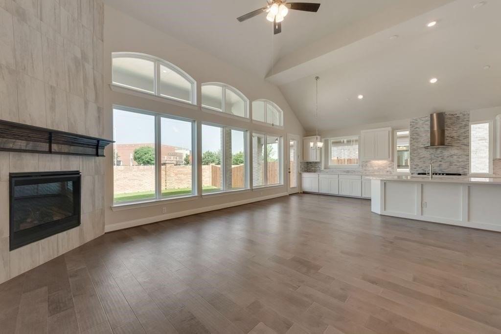 7623 Kiowanna Ct - Photo 7 of 31