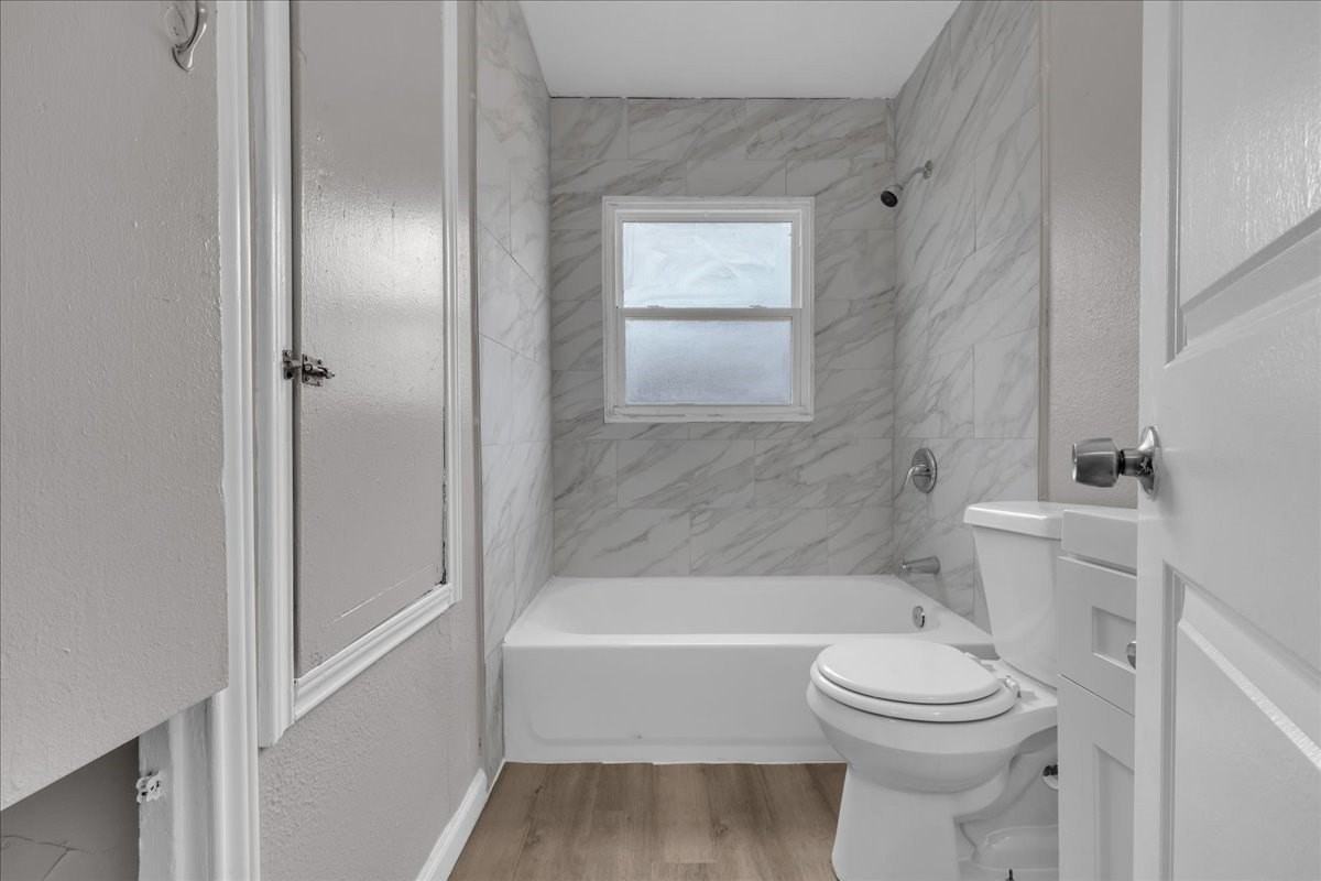 5528 Rickenbacker Pl - Photo 2 of 40