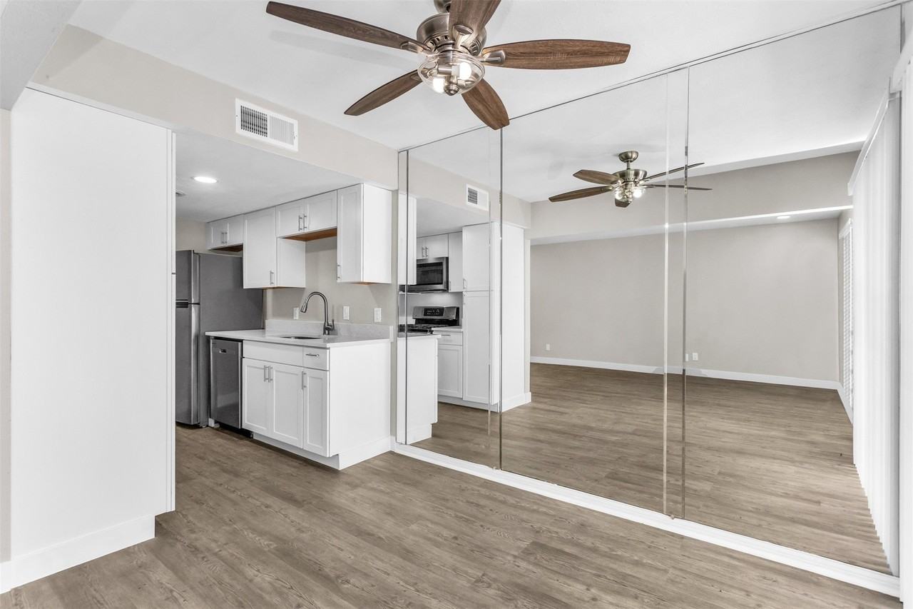 15919 Stillwood St #2088 - Photo 4 of 14