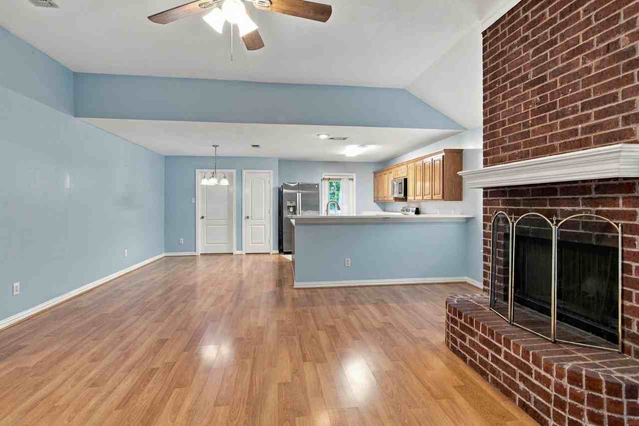 1412 Toplea Dr - Photo 6 of 30