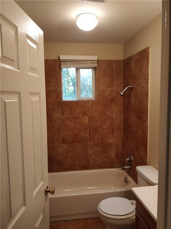 4318 Cicero St - Photo 2 of 12