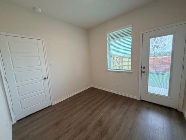 2512 Pikes Peak Way - Photo 7 of 16