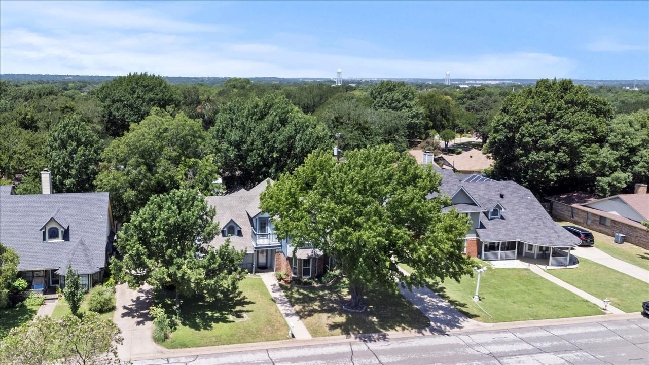 2704 Wolff Dr - Photo 3 of 31