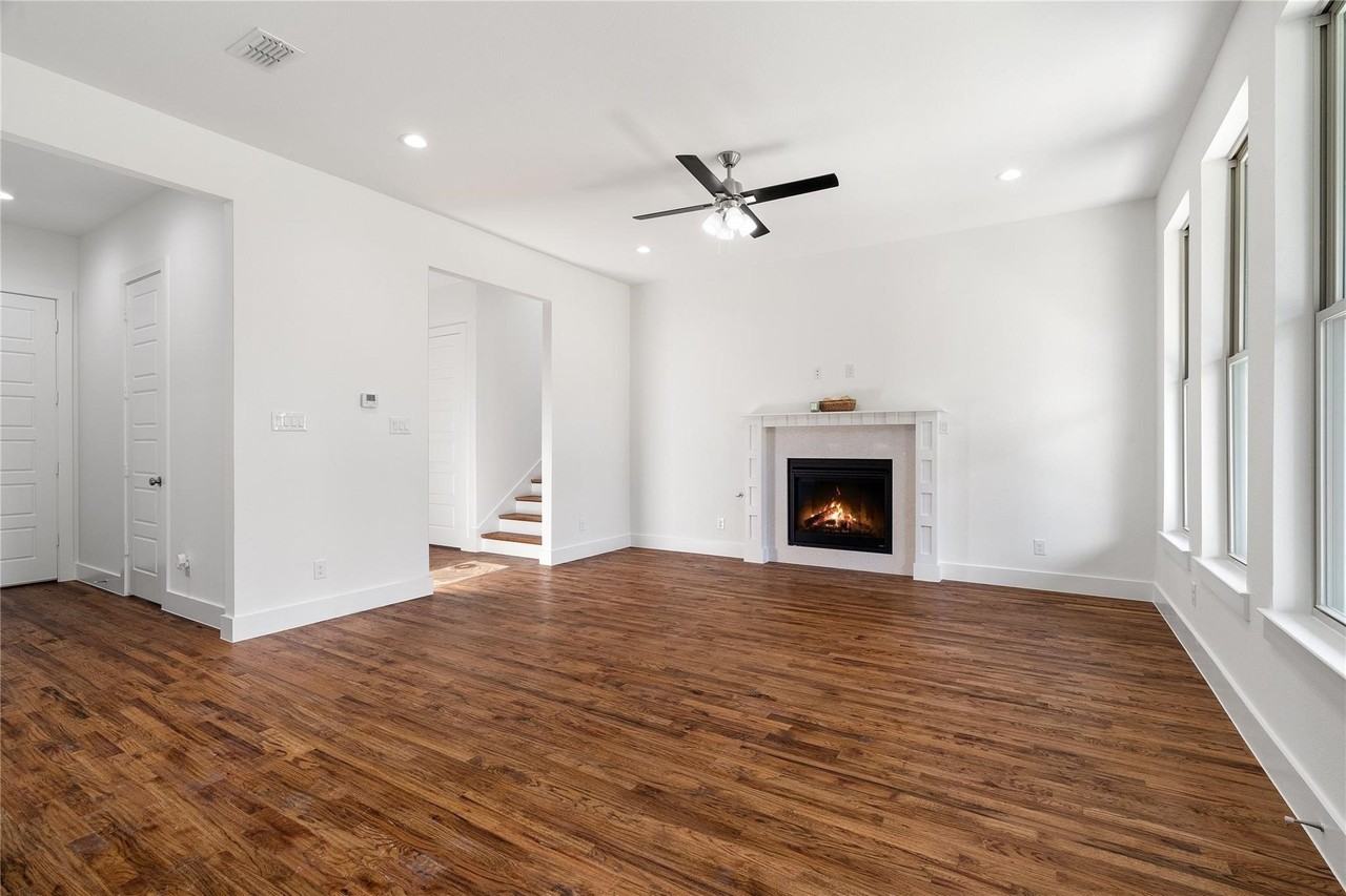 907 Saint George Pl - Photo 7 of 30