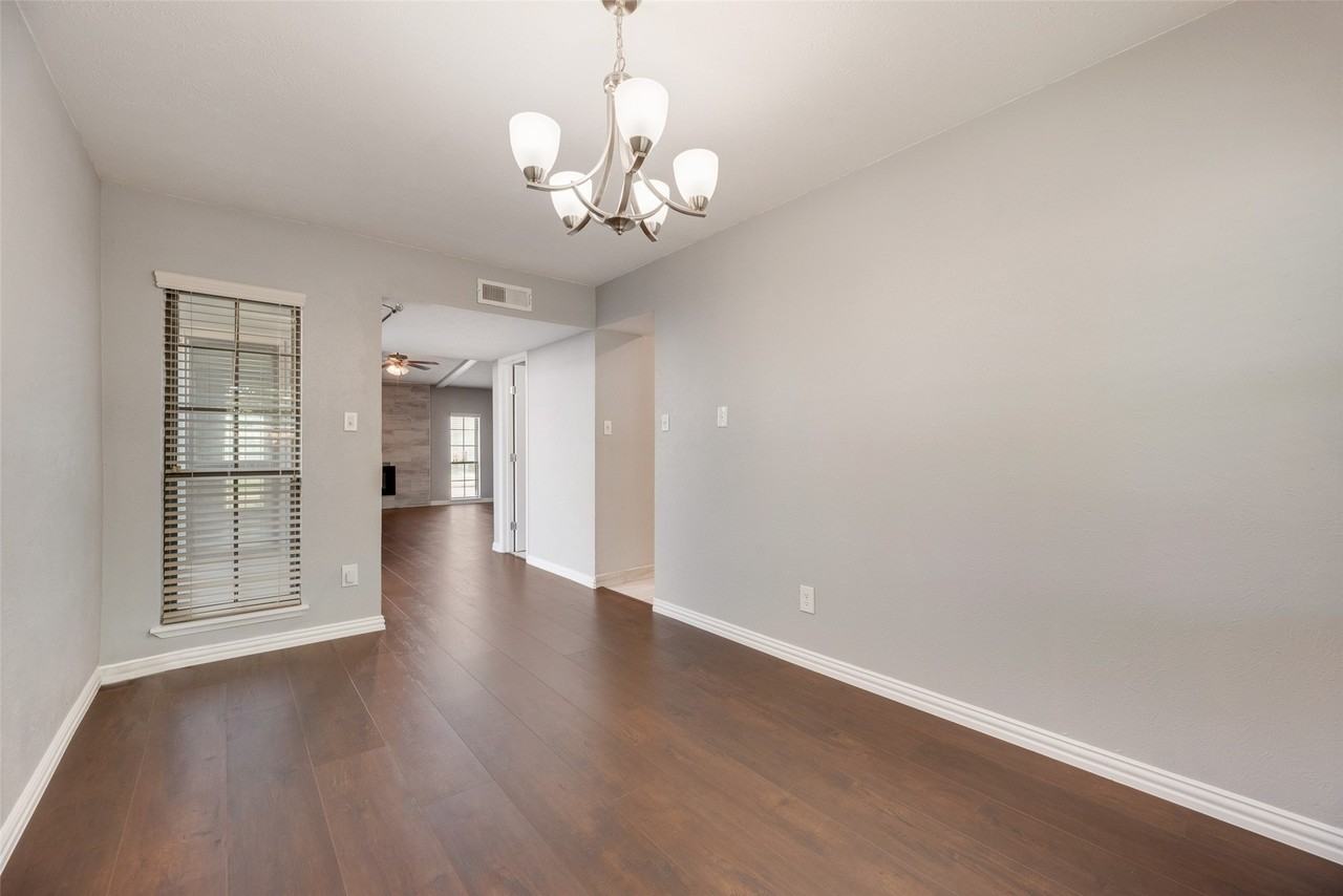 2221 Marble Falls Dr - Photo 4 of 18