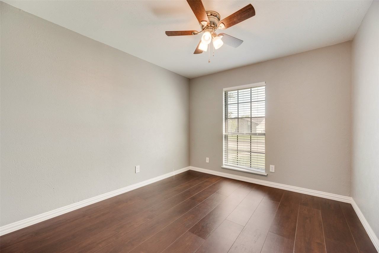 2221 Marble Falls Dr - Photo 6 of 18