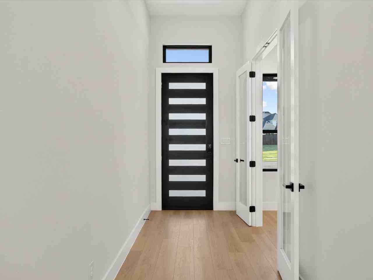 2012 Nichole Blvd - Photo 6 of 40