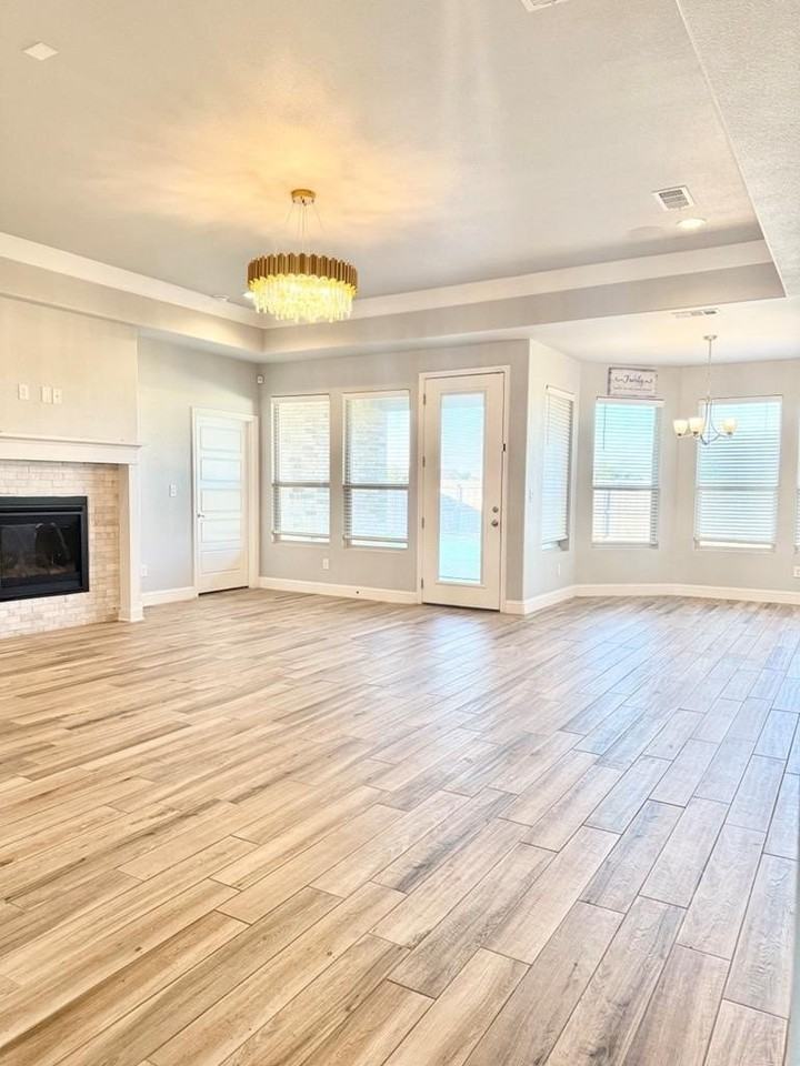 3907 Yorkshire Dr - Photo 5 of 14