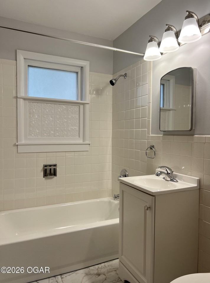 1416 New Hampshire Ave - Photo 6 of 8
