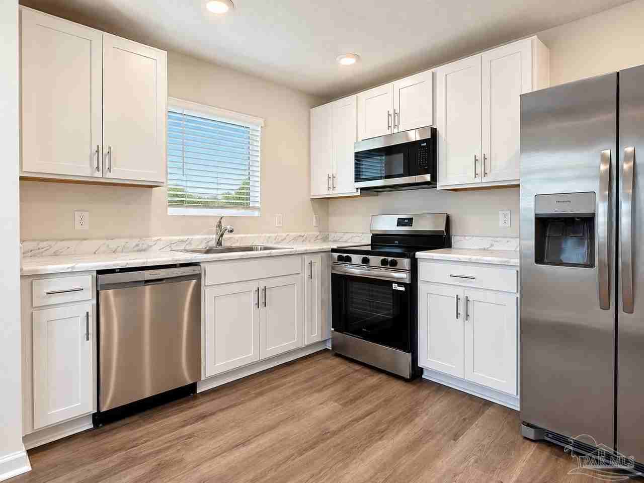 6549 Firefly Dr - Photo 3 of 18