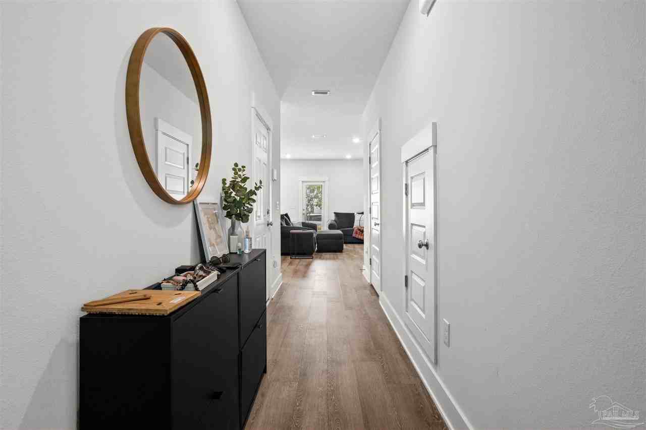 1586 Iroquois Ct - Photo 3 of 35