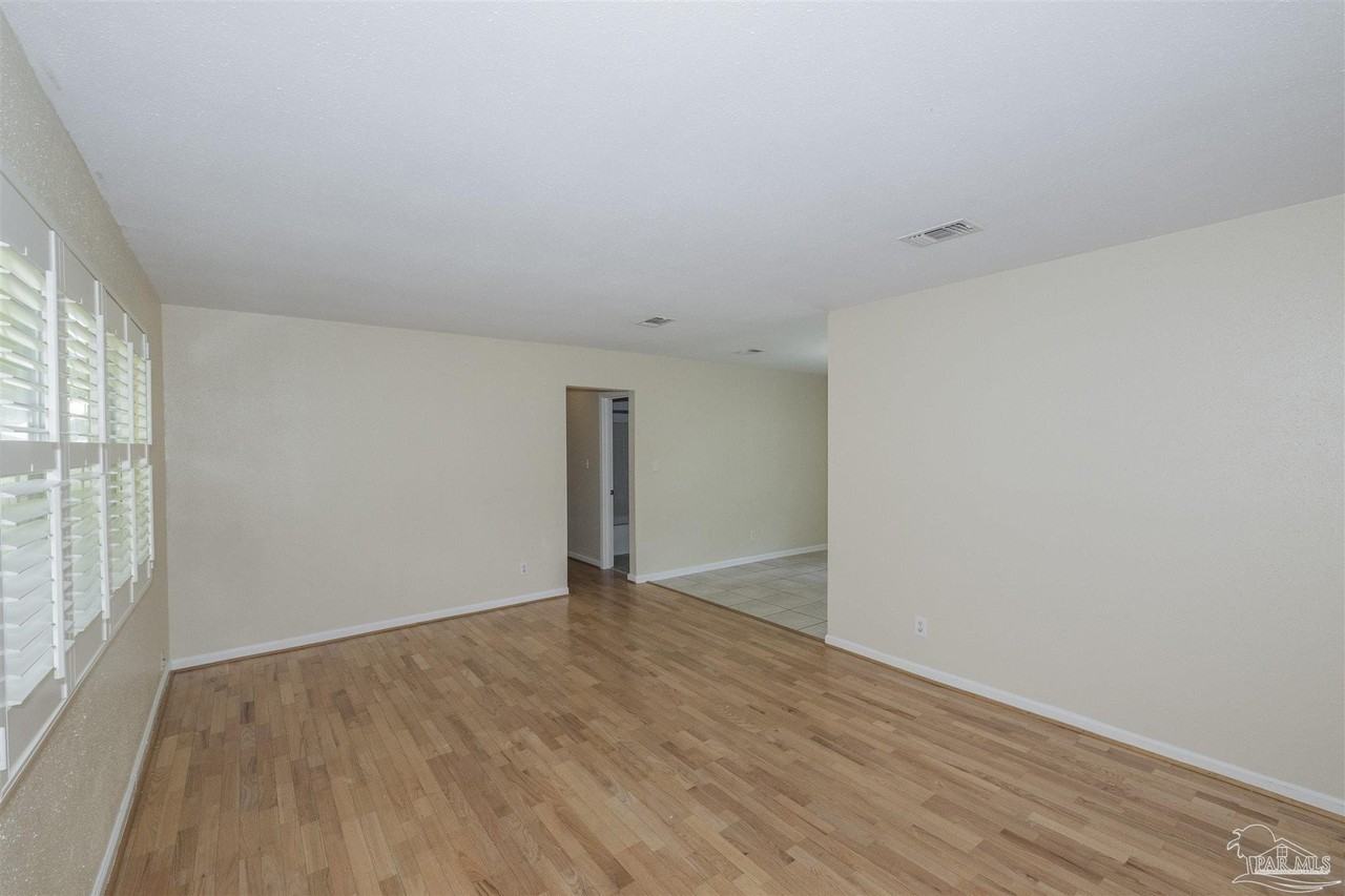 3220 Keating Rd - Photo 3 of 15