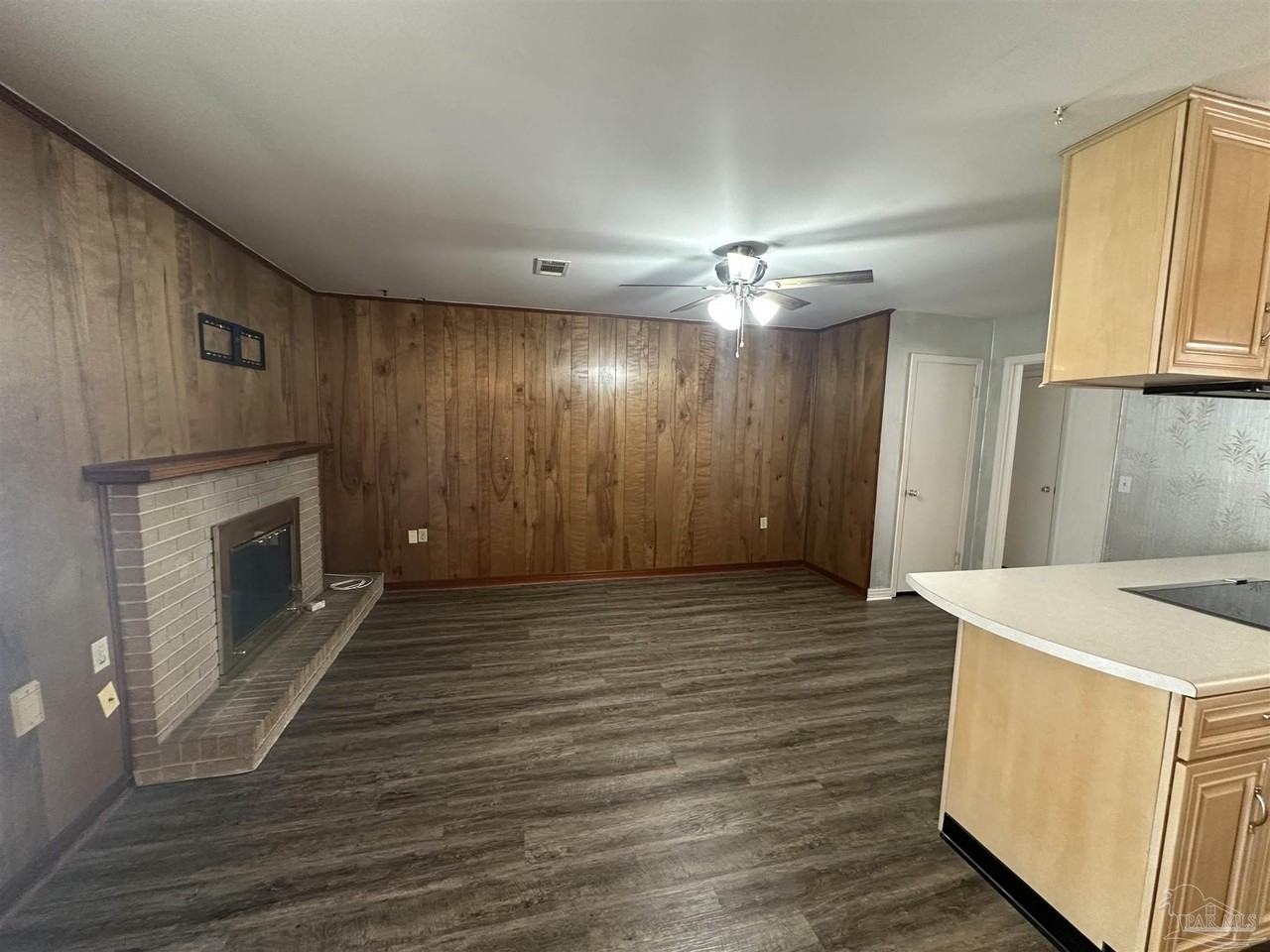 510 N 70th Ave - Photo 4 of 17
