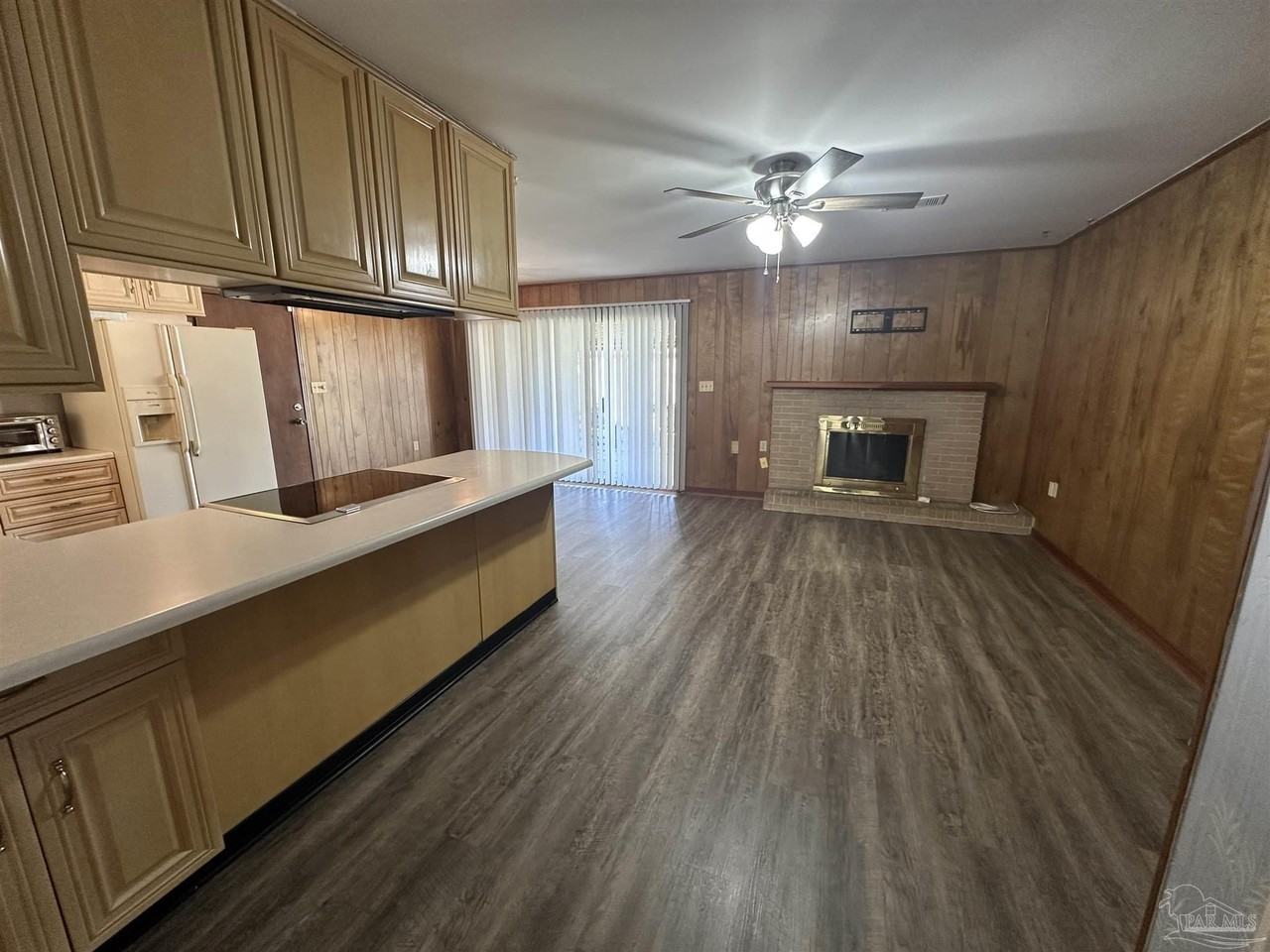 510 N 70th Ave - Photo 5 of 17