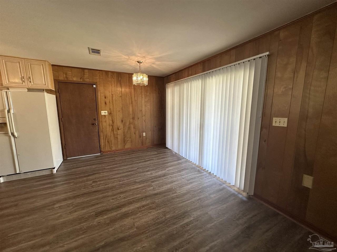 510 N 70th Ave - Photo 6 of 17