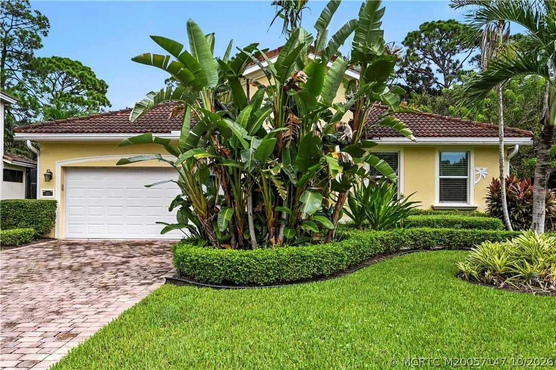 521 Ne Abaca Way - Photo 3 of 42