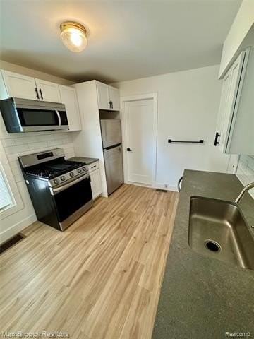 368 S Wing St - Photo 7 of 19