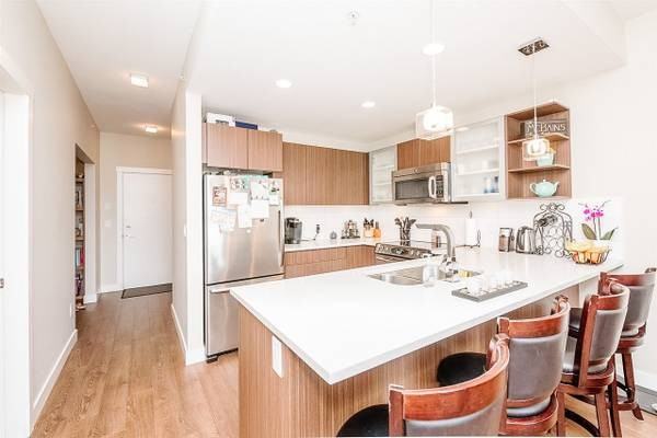 19936 56 Avenue - Photo 3 of 8