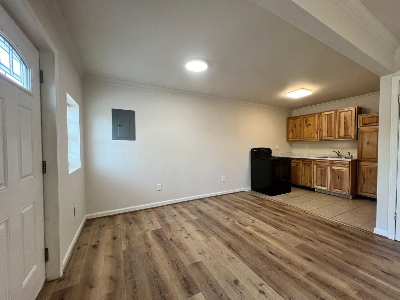 754 Dalewood Ave - Photo 3 of 5