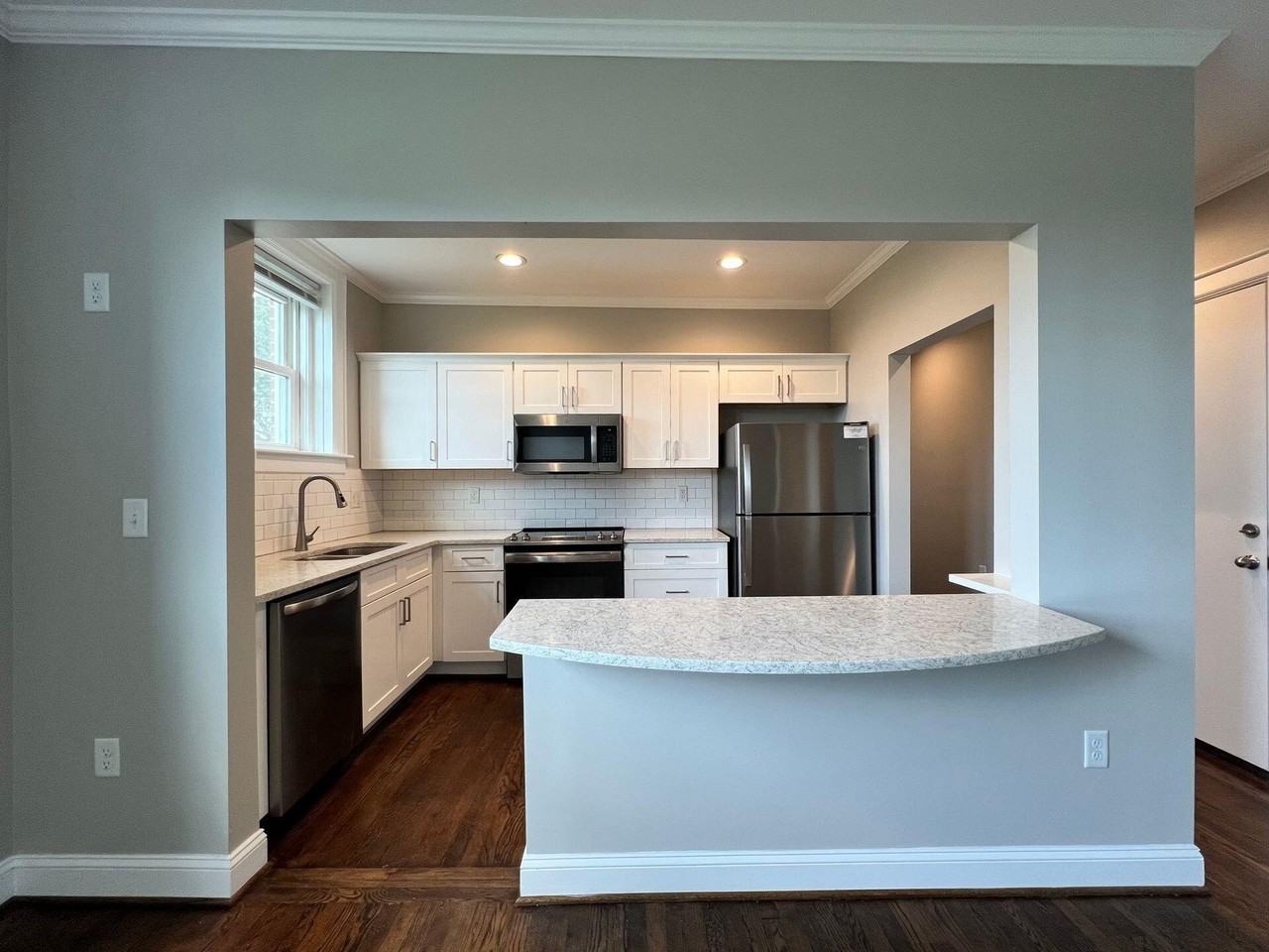 115 Elm Ave Sw #A3 - Photo 5 of 14