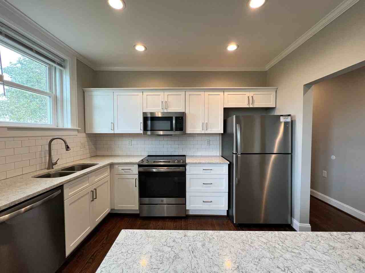 115 Elm Ave Sw #A3 - Photo 6 of 14