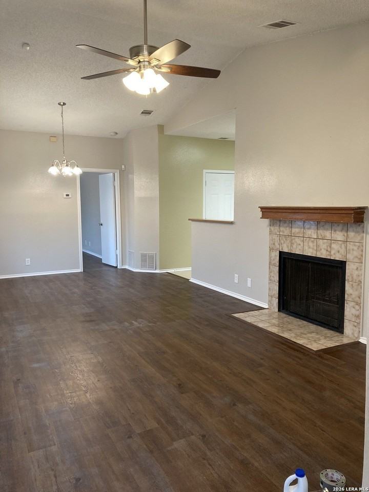 3445 Ridge Country St - Photo 3 of 8