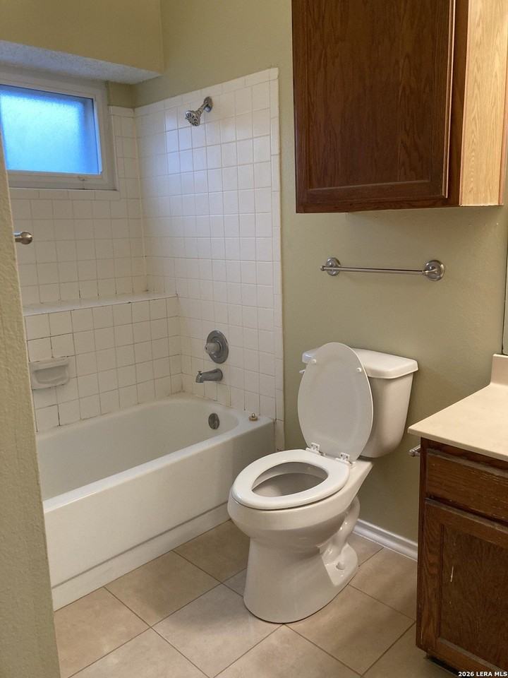 3445 Ridge Country St - Photo 4 of 8